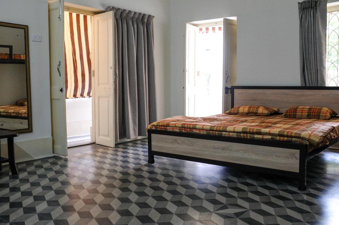 Regent Vatika Hotel Kolkata Luaran gambar